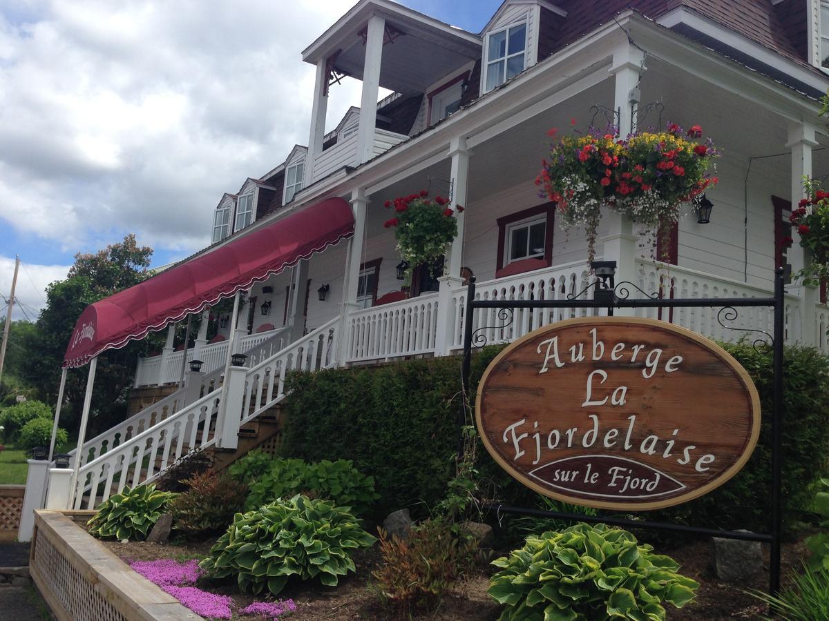 Auberge La Fjordelaise & La Rosalie LʼAnse-Saint-Jean Exteriér fotografie